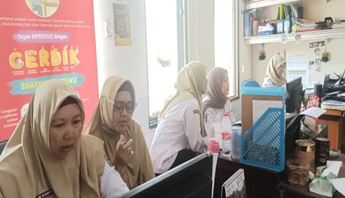 Akurasi Perencanaan Medis: Dinkes P2KB Lumajang Validasi BMHP demi Optimalisasi Layanan