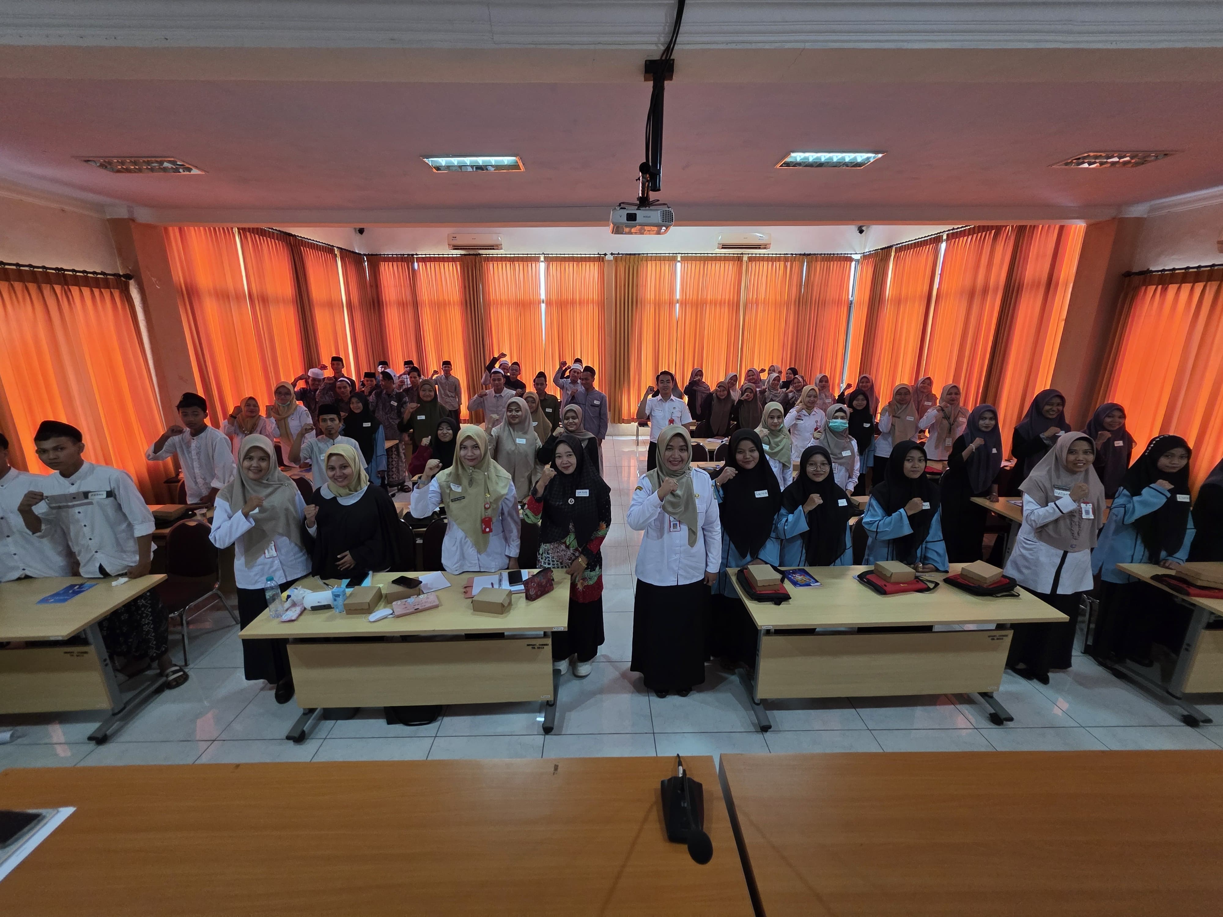 Lumajang Genjot Poskestren, Garda Depan Pesantren Sehat