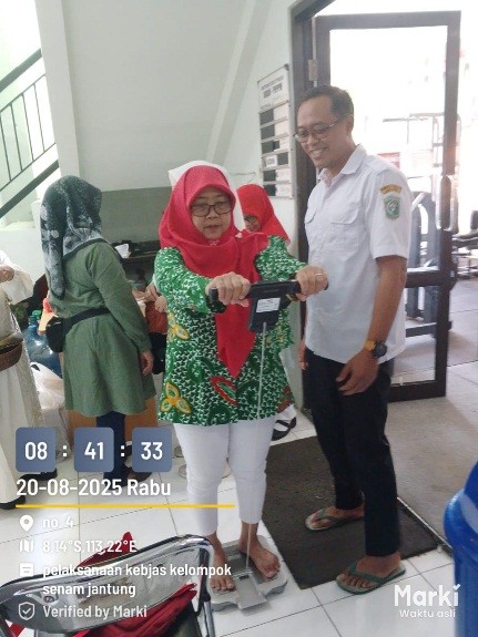 Menuju Lansia SMART: Dinkes Lumajang Gelar Skrining Kesehatan Lansia