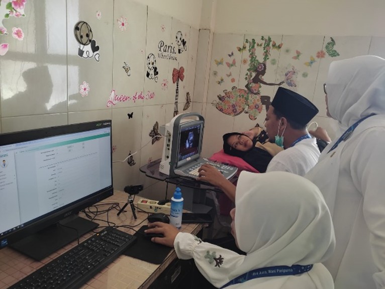 Mari Wujudkan Kabupaten Lumajang Sehat dengan menurunkan AKI dan AKB :  Bersama Kita Bisa Selamatkan Ibu dan Bayi